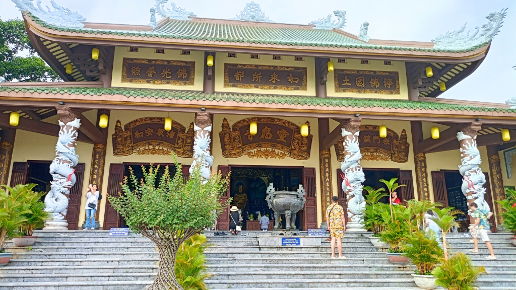 山茶半島靈應寺